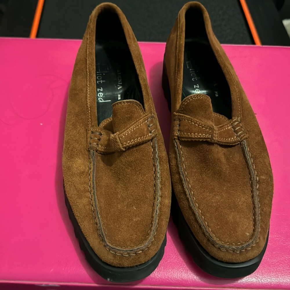 Eliot Zed Tred Suede loafers Size 36